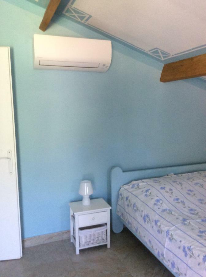 Appartement Les Ecureuils La Roque-d'Antheron Buitenkant foto